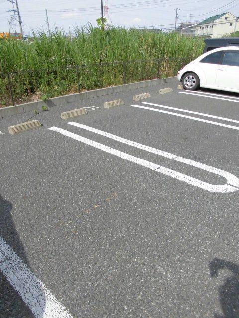 Ｋ・ブローテ・柏の葉Ａの駐車場