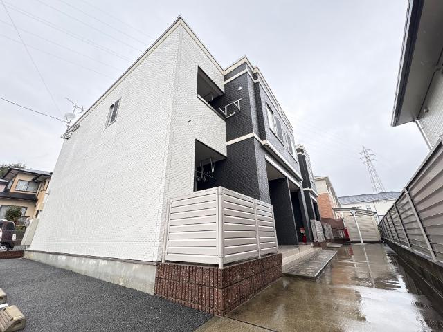 合志市須屋のアパートのエントランス|外観写真（昼）