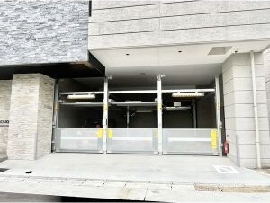 S-RESIDENCE野並駅前broadの駐車場