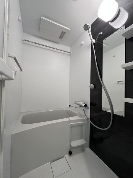 S-RESIDENCE野並駅前broadの浴室