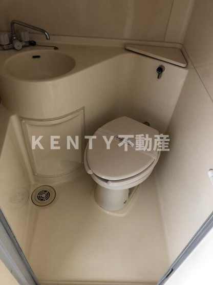 【トイレ】 | ベルサイユ池上 | 清潔感のあるトイレです