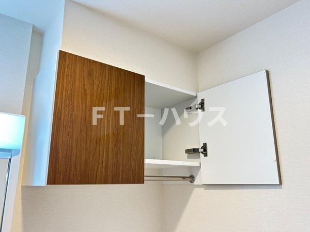 ソラナ宮本の収納|洗濯機上部収納