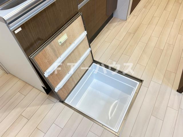ソラナ宮本の収納|床下収納