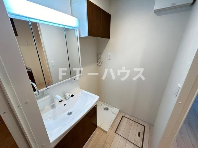 ソラナ宮本の独立洗面台|洗髪洗面化粧台