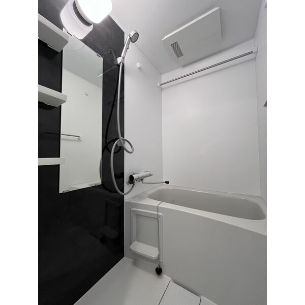 S-RESIDENCE野並駅前broadの浴室
