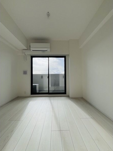 S-RESIDENCE野並駅前broadの居間・リビング