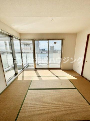 ロハス江坂の和室