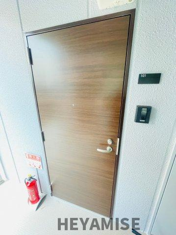 プランドールNKの玄関|※同物件同室タイプの写真でございます※現況を優先します※