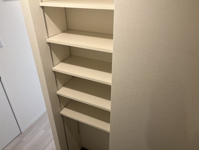 グランデコート今出川の収納
