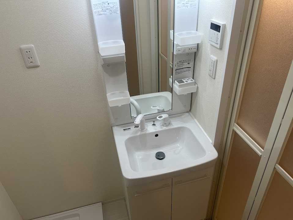 グランデコート今出川の独立洗面台