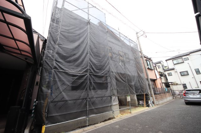 【前面道路含む現地写真】