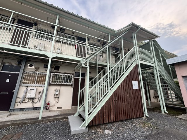 狛江市中和泉３丁目のアパート