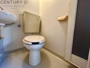 浴室内にトイレがあります☆
