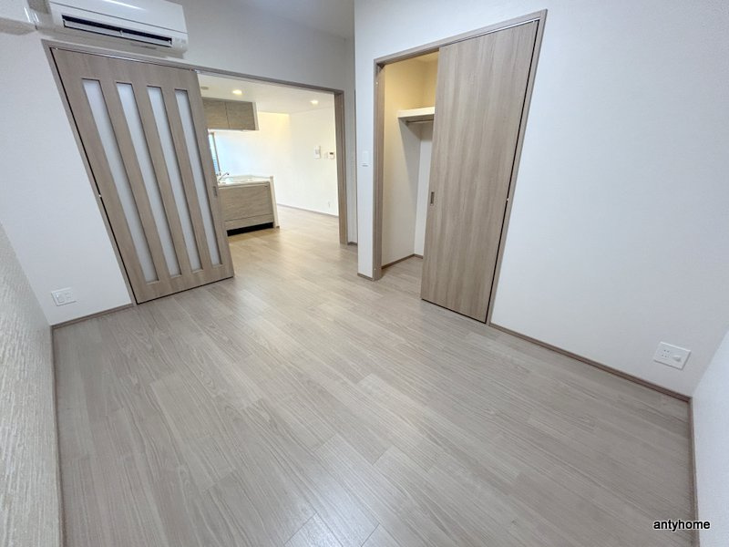プレジオ北浜　仲介手数料無料の洋室