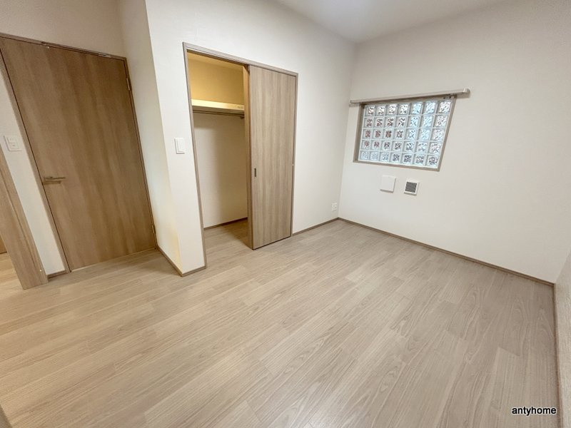 プレジオ北浜　仲介手数料無料の洋室