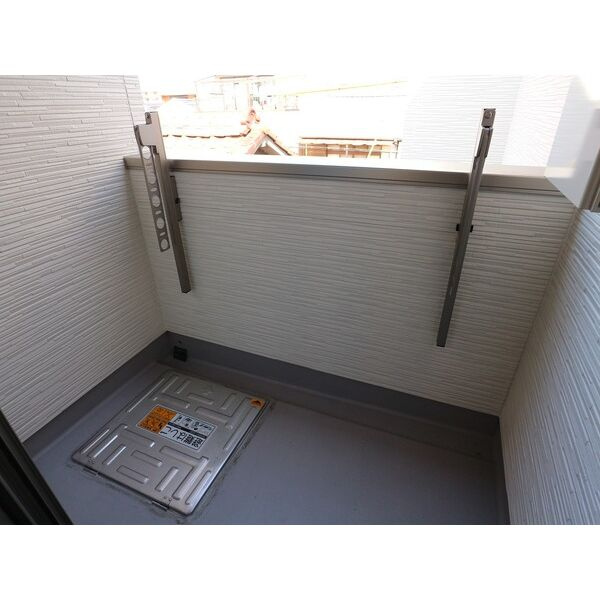REGALEST要　名古屋市賃貸　仲介手数料無料のバルコニー