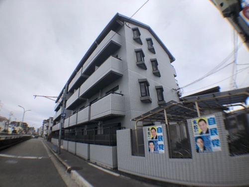 安心のオートロック付き♪