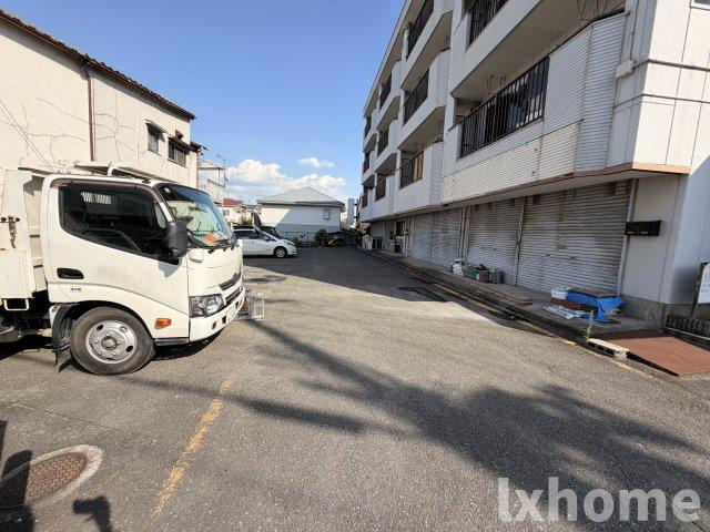 アーバンハイツの駐車場