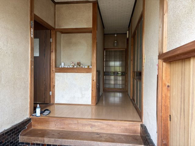 岩美郡岩美町大字本庄中古戸建の玄関