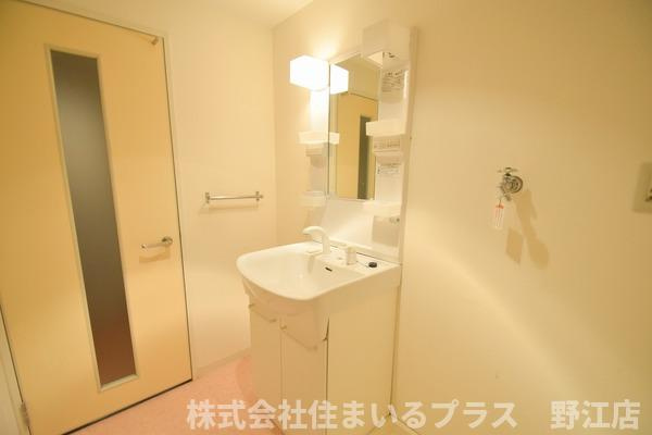 アメニティアビタシオンの洗面所