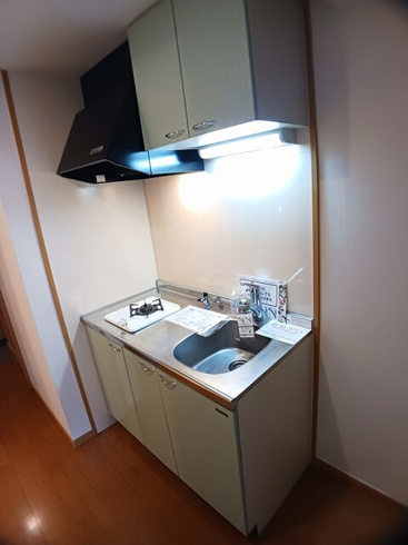壁付けキッチンでスペースを有効活用できます！