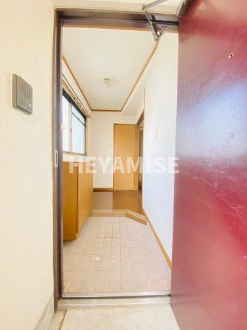 トパーズ城栄の玄関|※別号室の参考画像です※現況を優先します