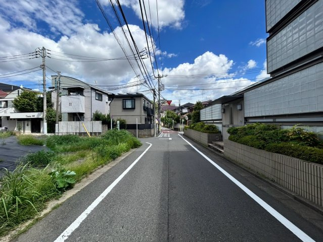 世田谷区北沢１丁目の売地の前面道路含む現地写真|2026.08.07撮影