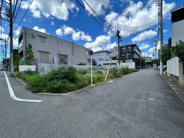 世田谷区北沢１丁目の売地の前面道路含む現地写真|2026.08.07撮影