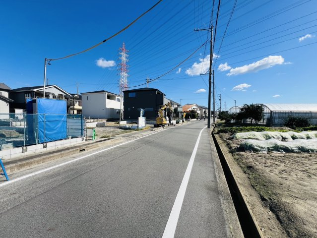 碧南市池下町3-31『仲介手数料無料』新築一戸建て・建売の前面道路含む現地写真