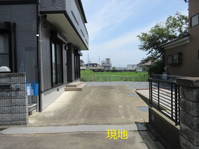 中古戸建　熊谷市原島1271-10（期間限定現況販売）の駐車場