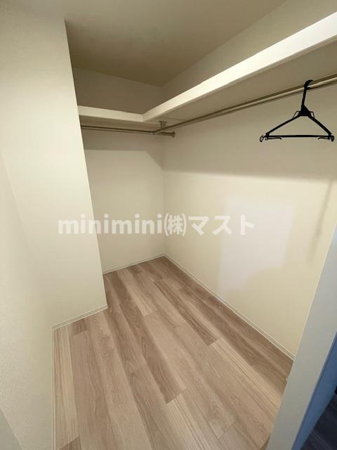 セレニテ東梅田アリエの収納