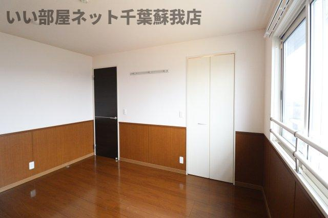 ソレイユ・ルヴァンの洋室|使い勝手のいい洋室です