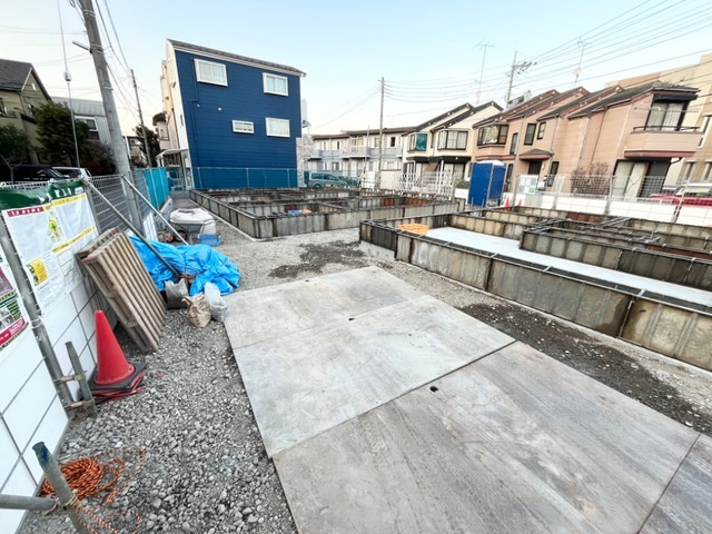 川崎市多摩区菅２丁目のアパートの外観