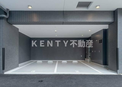 【駐車場】 | ガーラ・リバーサイド目黒 | 駐車場があるので、車を買う予定の方も安心です