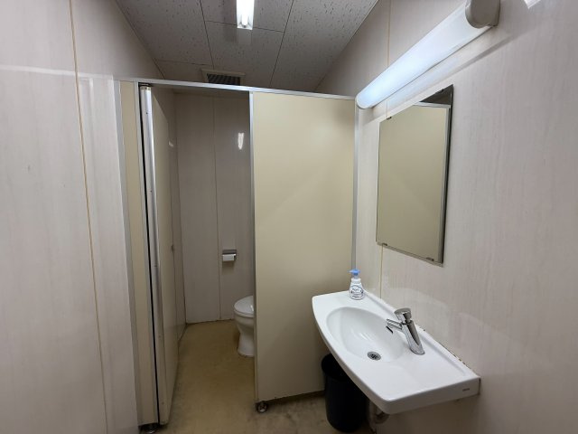 新宿Ｑフラットビル　908のトイレ|1階共用部トイレ
