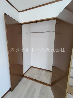 【収納】 | コーポラスかもめ | 別部屋写真です。