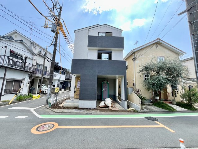 【仲介手数料無料】ふじみ野市大原２丁目の前面道路含む現地写真|ZEH水準の快適住宅！！