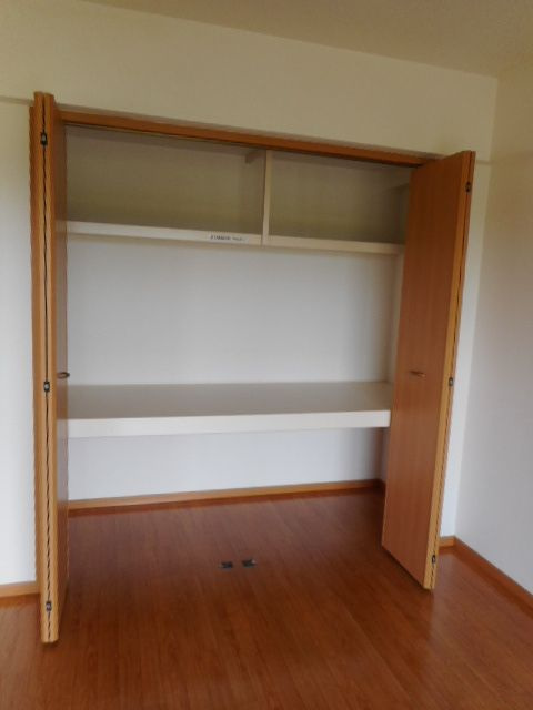 ラフレシールＡの収納