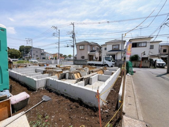 さいたま市見沼区堀崎町の前面道路含む現地写真