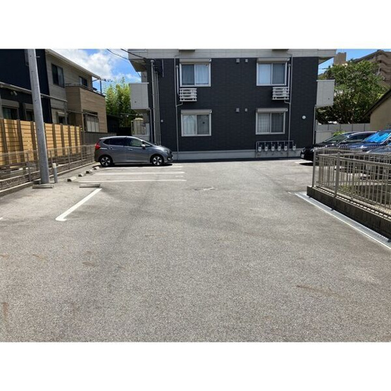 【駐車場】 | リベルテ草津 | 駐車場です。