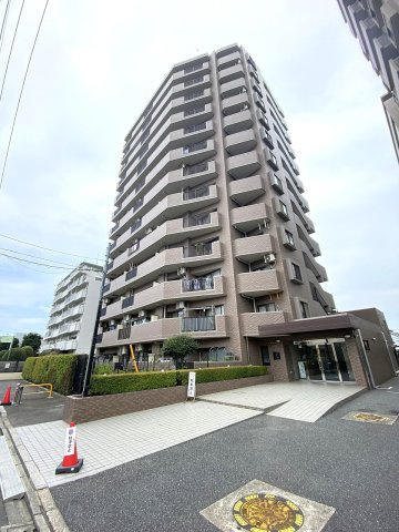 セラード川越の外観|外観
重厚感と清潔感のあるマンション外観。周辺環境も落ち着いており快適な暮らしをサポートします。
