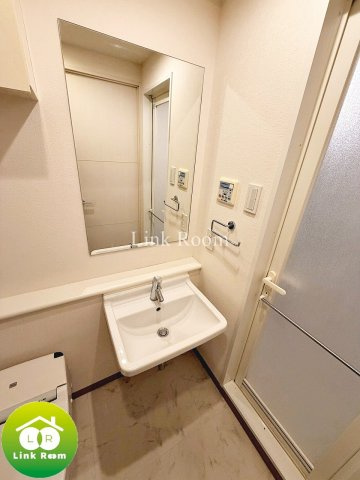 プレール・ドゥーク東京CANALの独立洗面台