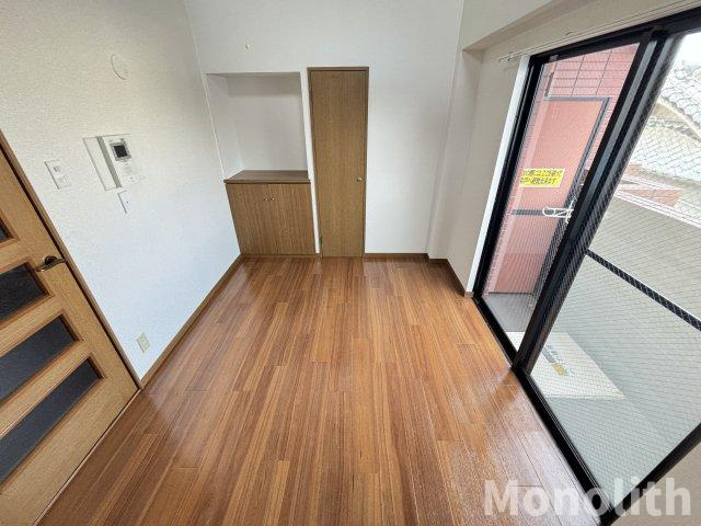 シャルマンフジ東岸和田弐番館の洋室