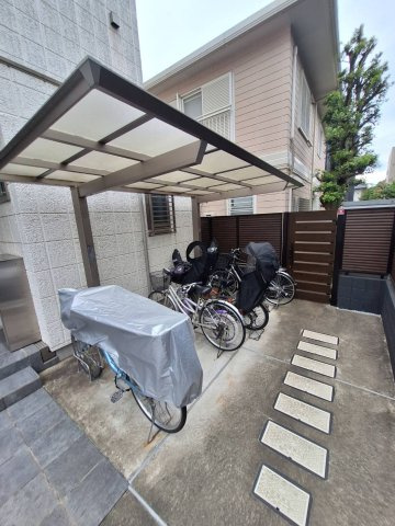 Ｍｏｎｆｅｒｒａｔｏの駐車場|駐輪場
