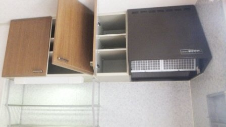 パークハイムウエクサの設備|キッチン上部に収納有ります