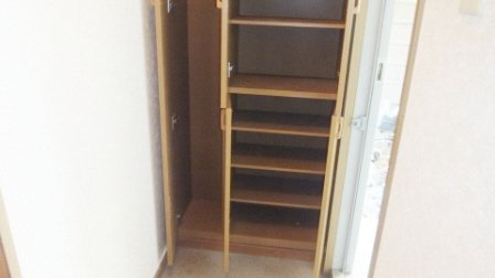 パークハイムウエクサの玄関|下駄箱完備
