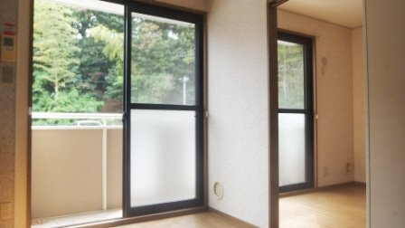 パークハイムウエクサの居間・リビング|広々としたお部屋です！