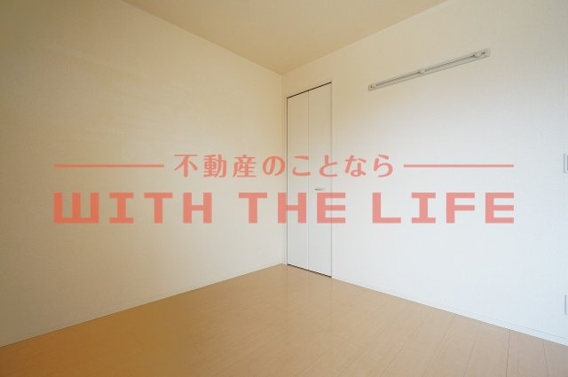 ガーデンヴィラ【キャッシュバック対象】の寝室|落ち着いた色調の寝室です