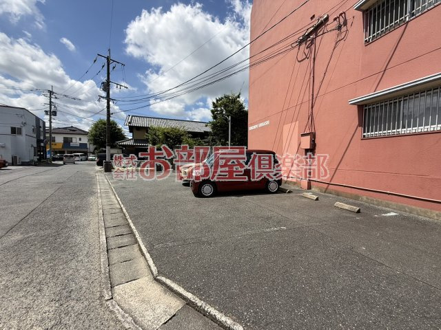 サンコーポシライシの駐車場|車をお持ちの方に嬉しい駐車場付きの物件です