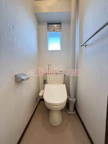 サンコーポシライシのトイレ|ゆったりとした空間のトイレです